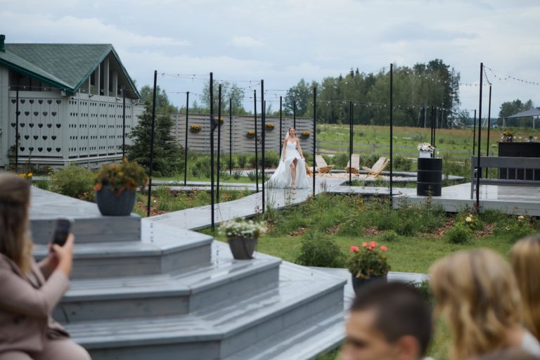 Площадка для мероприятия: Зоны церемонии и территория
